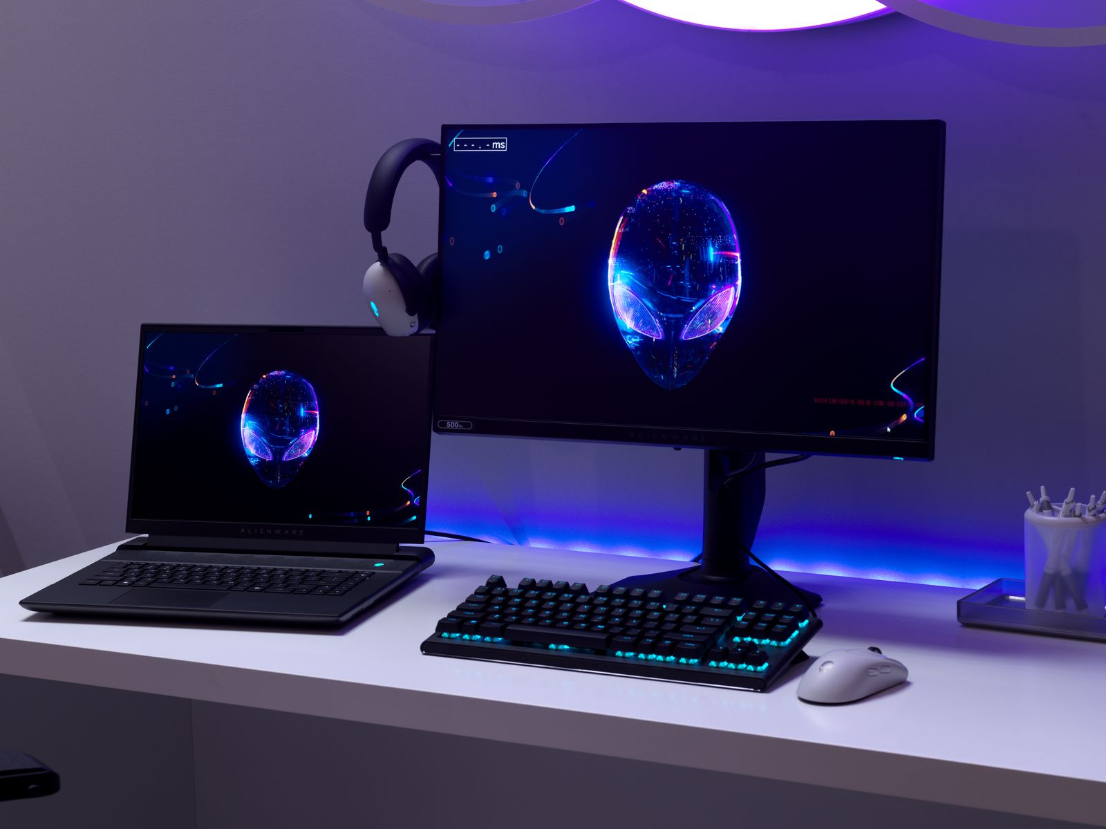 Dell présente le moniteur Alienware avec une fréquence d'images allant jusqu'à 500 Hz Dell présente le moniteur Alienware avec une fréquence d'images allant jusqu'à 500 Hz