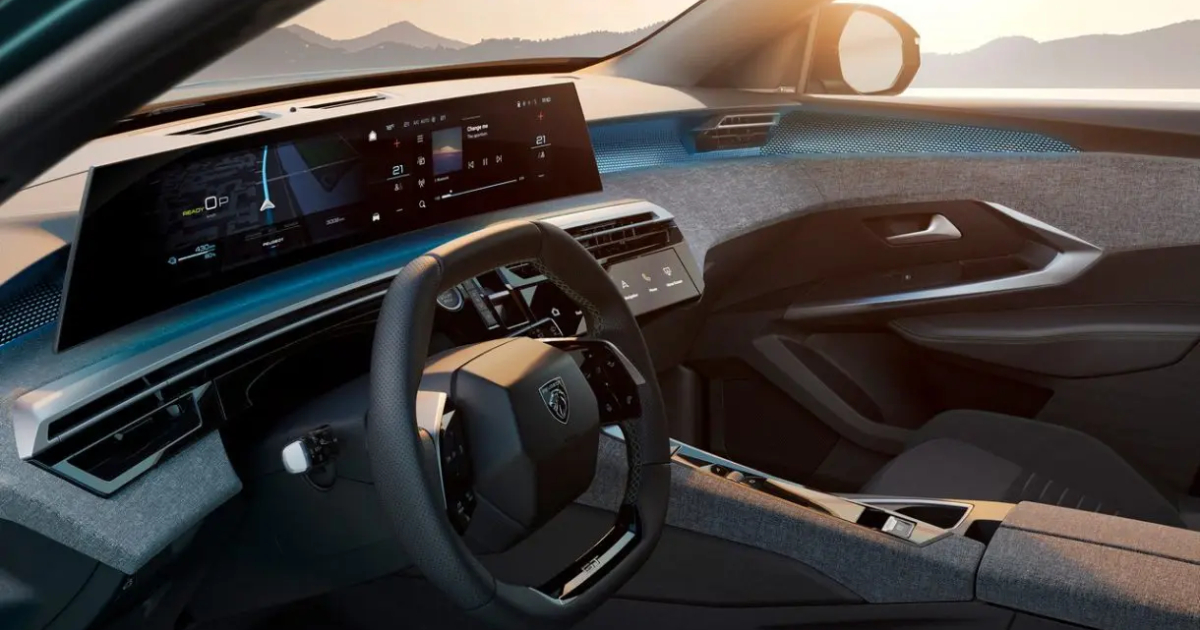 Les technologies rencontrent le design dans l'innovante i-Cockpit de Peugeot Explorons l’avenir de la conduite : à l’intérieur de la cabine Peugeot i-Cockpit
