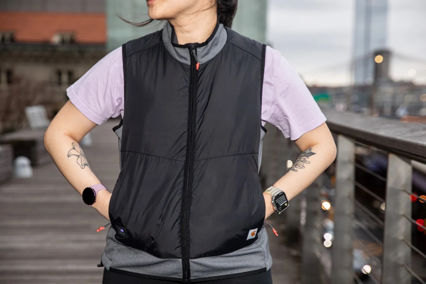 Carhartt X-1 : gilet intelligent avec chauffage et IA qui ajuste automatiquement la température. Carhartt X-1 : gilet intelligent avec chauffage et IA qui ajuste automatiquement la température.