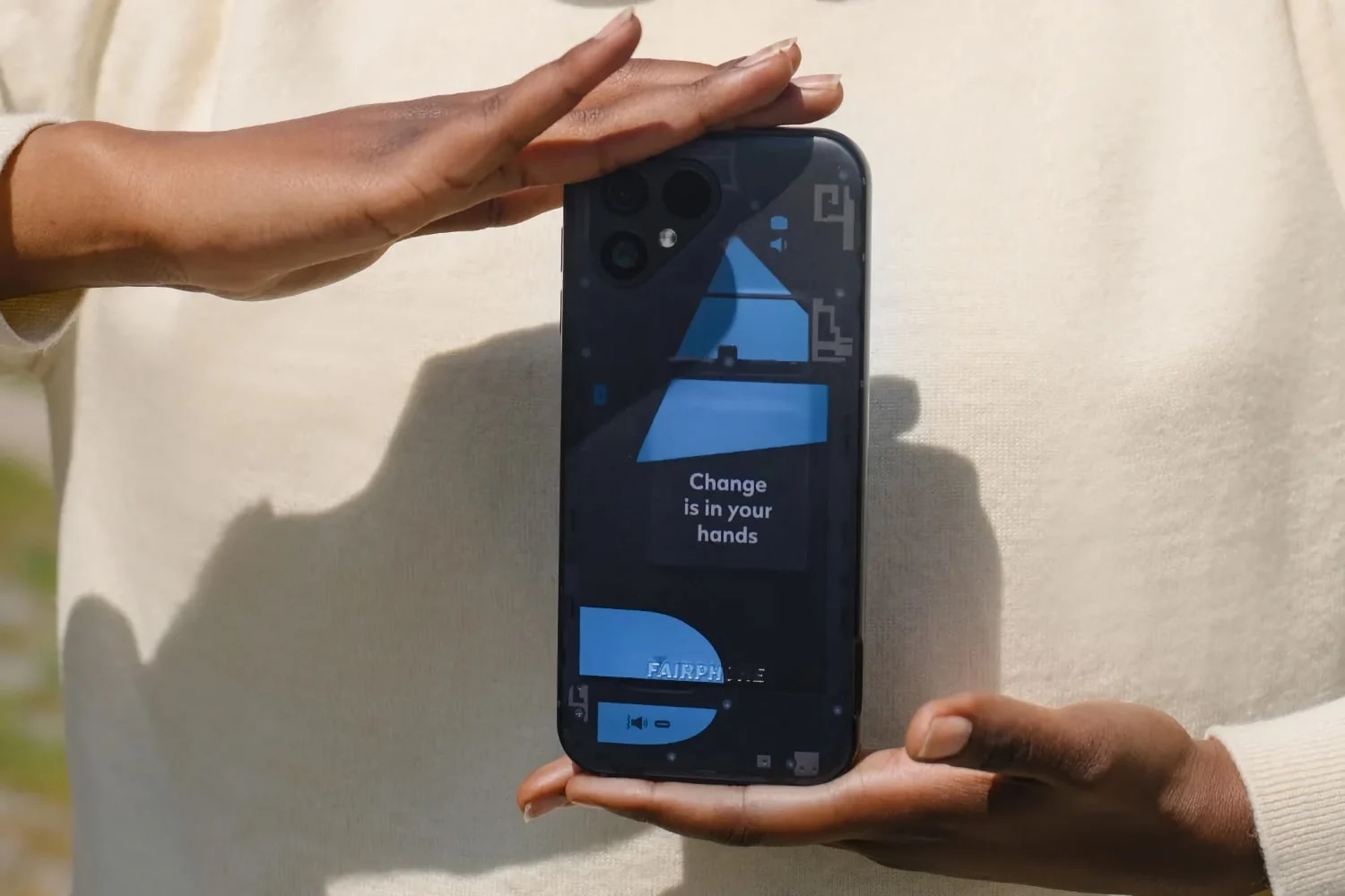 Le smartphone le plus réparable : le Fairphone 5 modulaire a reçu un 10/10 d'iFixit Le smartphone le plus réparable : le Fairphone 5 modulaire a reçu un 10/10 d'iFixit
