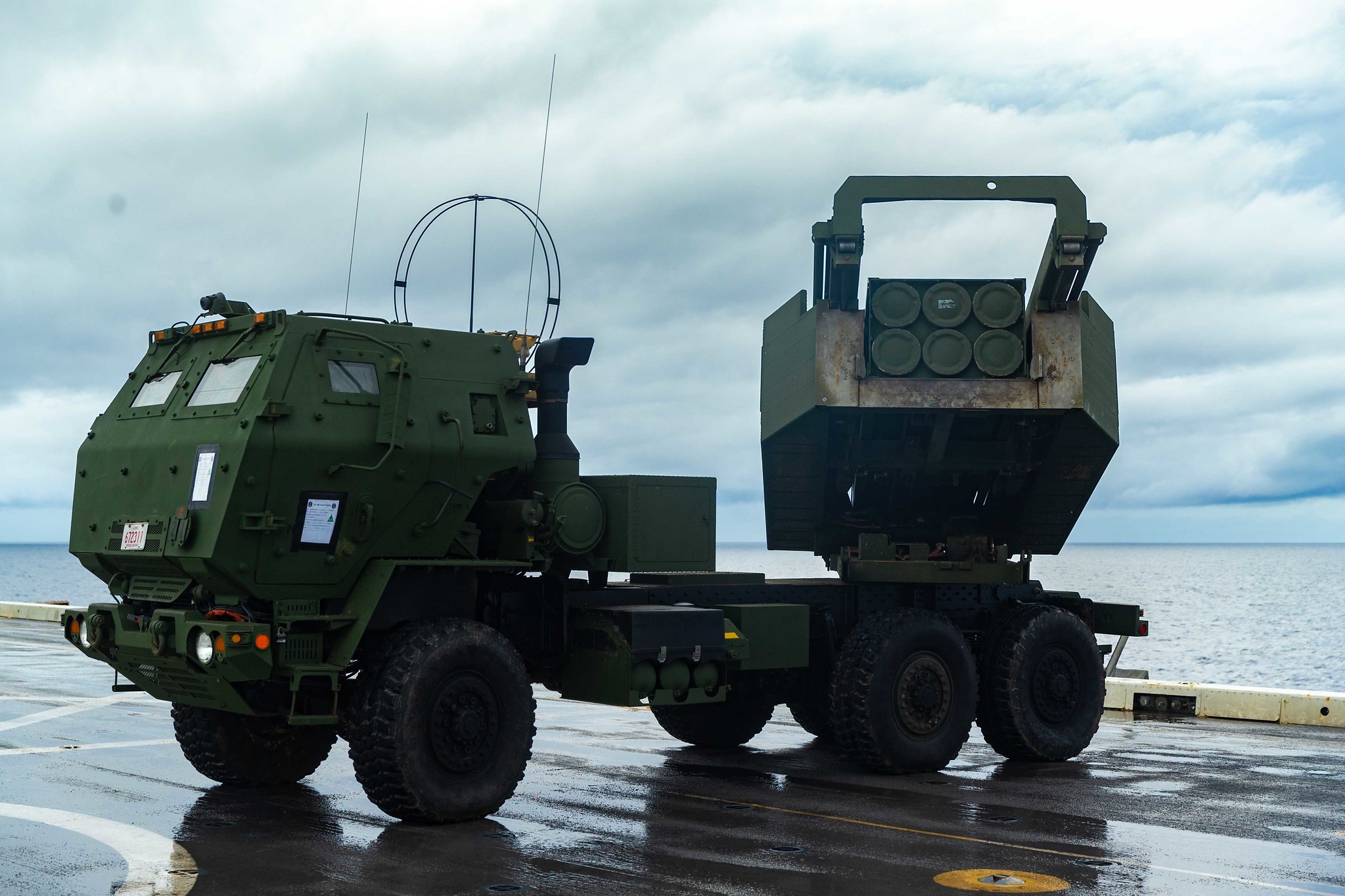 La technologie derrière le M142 HIMARS : Comment elle transforme la dynamique du champ de bataille Explorer la précision : Le rôle des M142 HIMARS dans la guerre moderne