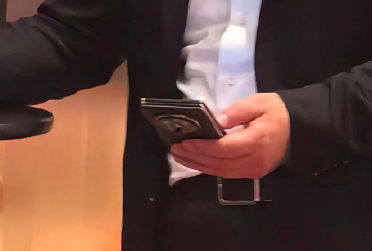Le smartphone à triple pliage de Huawei sortira en septembre Le smartphone à triple pliage de Huawei sortira en septembre