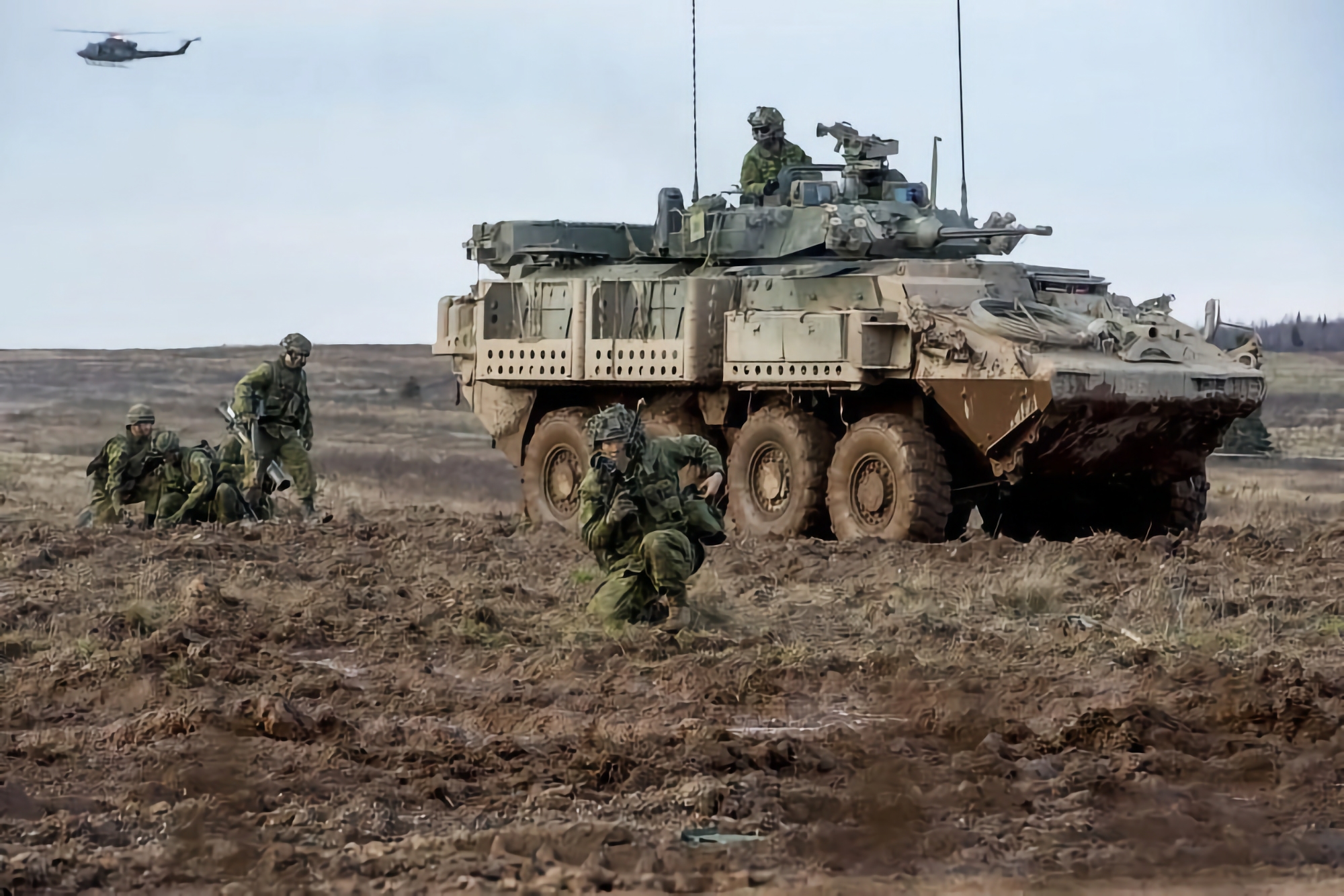 L'AFU utilise déjà des APC canadiens LAV II ACSV Super Bison équipés de mitrailleuses de 7,62 mm. L'AFU utilise déjà des APC canadiens LAV II ACSV Super Bison équipés de mitrailleuses de 7,62 mm.