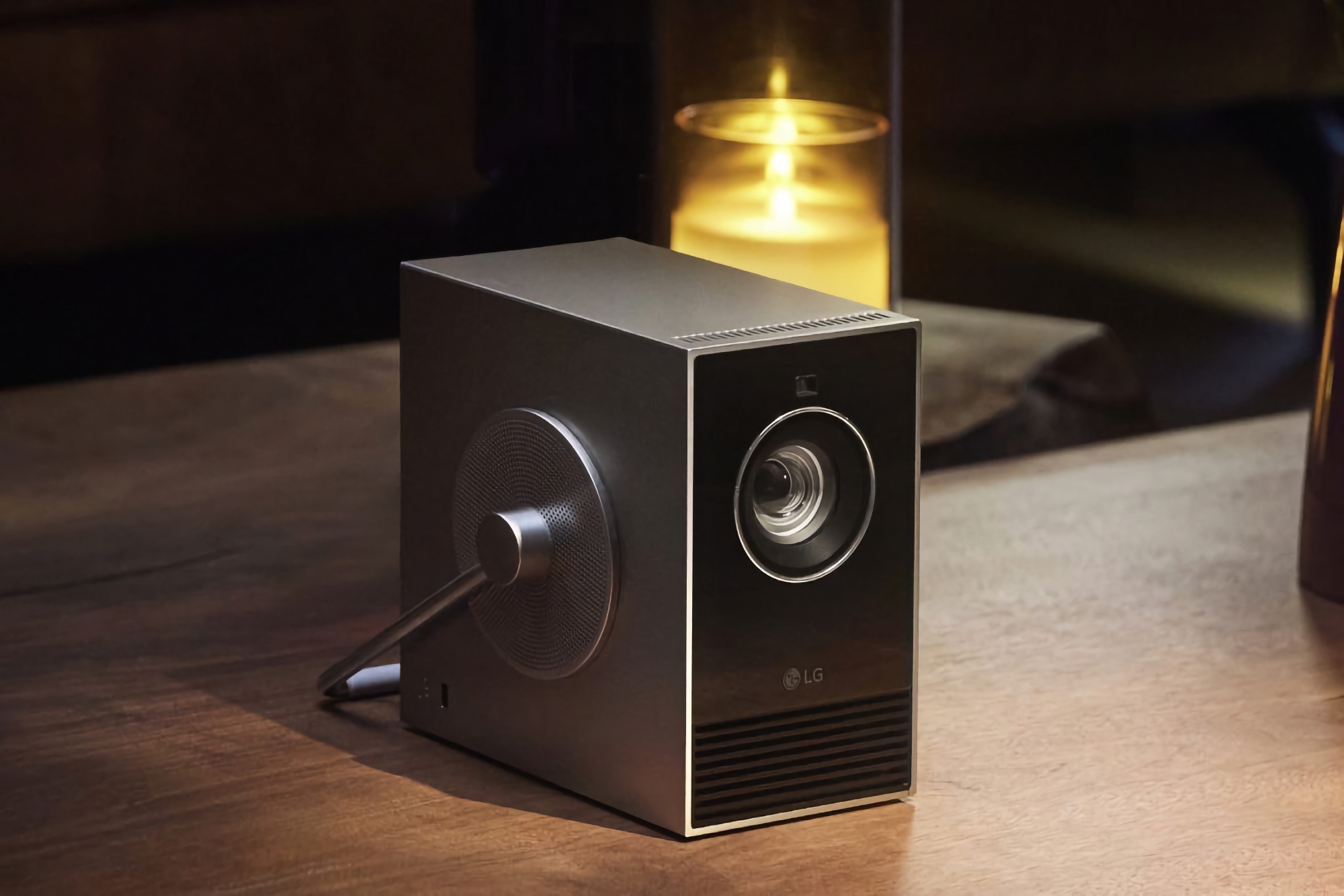 LG CineBeam Qube : Projecteur de 120 pouces avec résolution 4K LG CineBeam Qube : Projecteur de 120 pouces avec résolution 4K