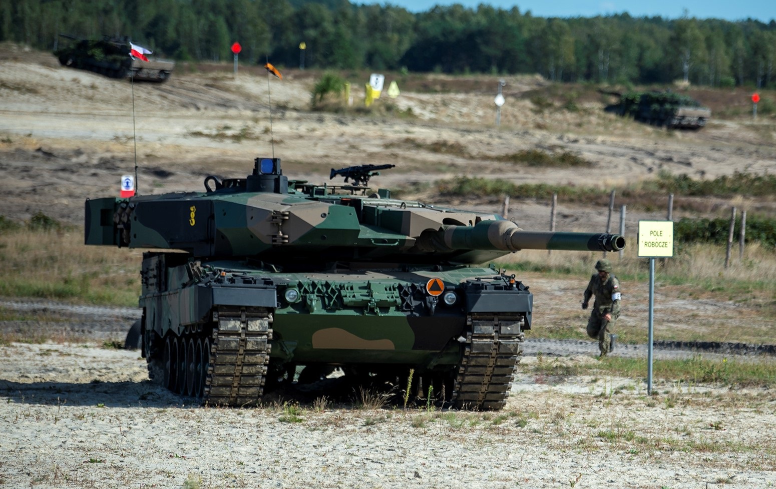 Cinq pays sont prêts à envoyer des chars Leopard 2 à l'Ukraine Cinq pays sont prêts à envoyer des chars Leopard 2 à l'Ukraine