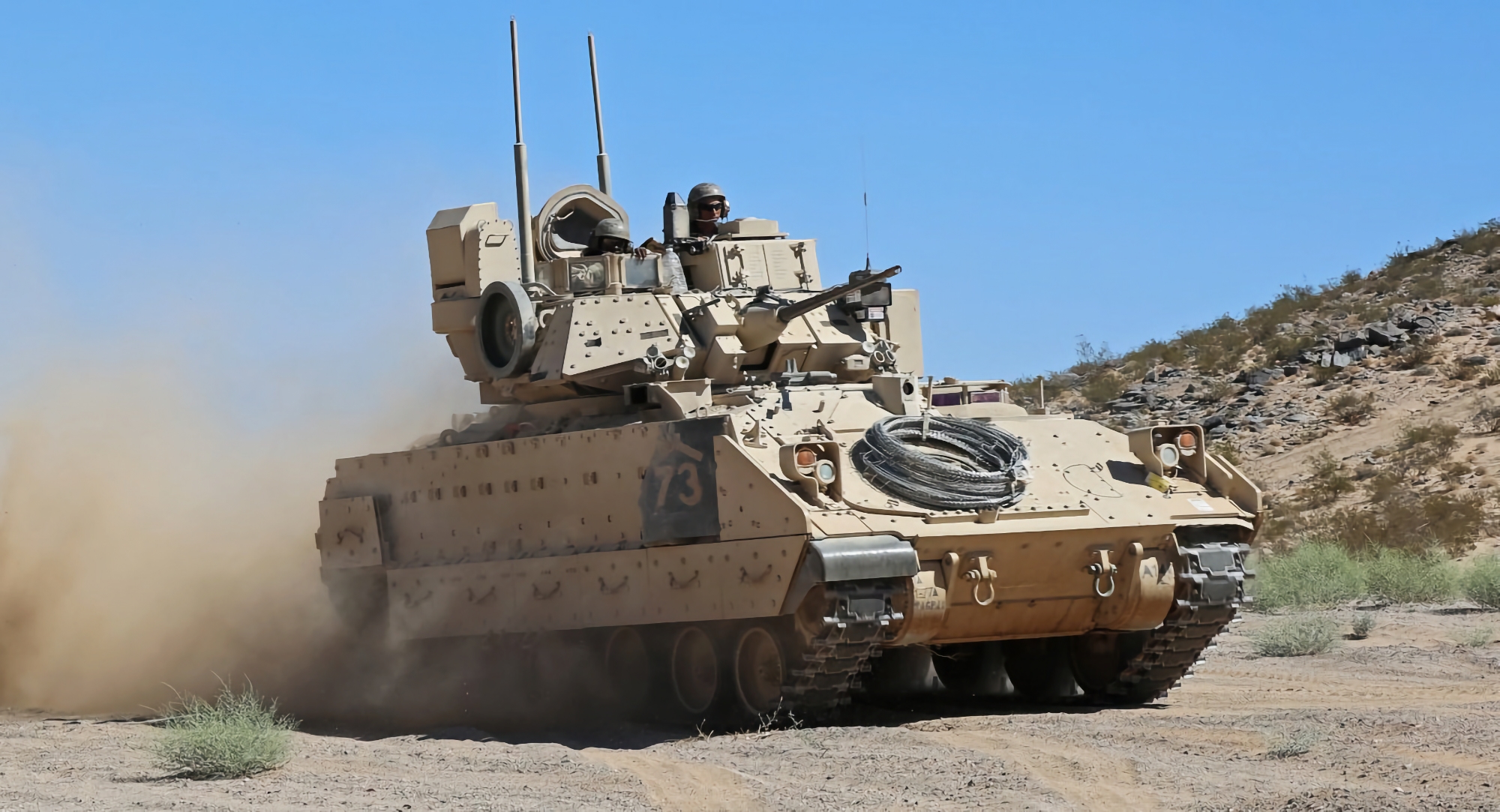 Il n'y a pas que les missiles GLSDB pour les HIMARS et les Stryker BMP : les États-Unis vont transférer un lot supplémentaire de M2 Bradley à l'Ukraine. Il n'y a pas que les missiles GLSDB pour les HIMARS et les Stryker BMP : les États-Unis vont transférer un lot supplémentaire de M2 Bradley à l'Ukraine.