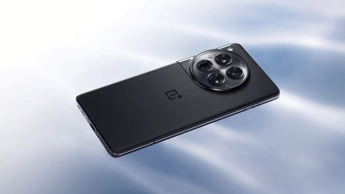 Le OnePlus 13 pourrait être présenté entre octobre et novembre au prix de 835 $. Le OnePlus 13 pourrait être présenté entre octobre et novembre au prix de 835 $.