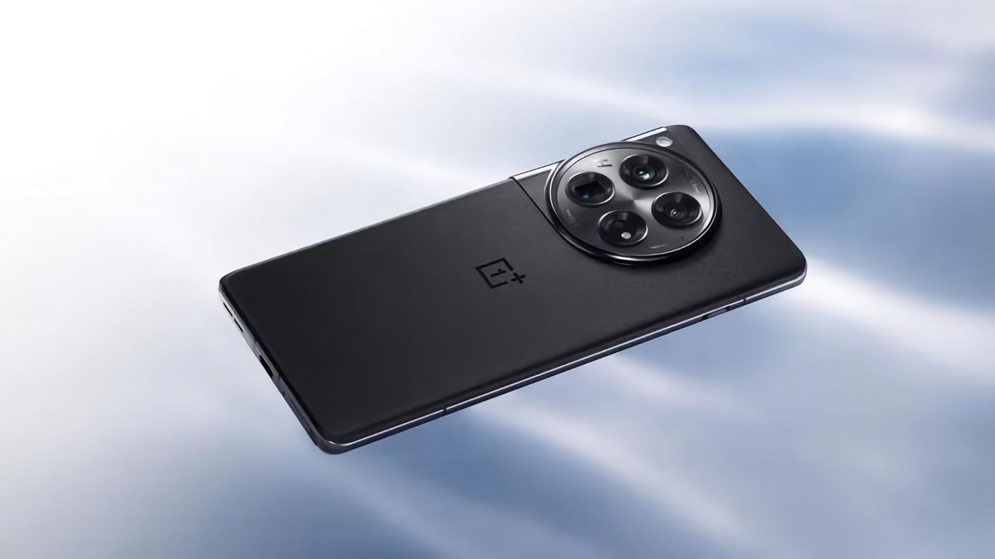 De nouveaux détails sur le vaisseau amiral OnePlus 13 ont fait surface sur Internet. De nouveaux détails sur le vaisseau amiral OnePlus 13 ont fait surface sur Internet.