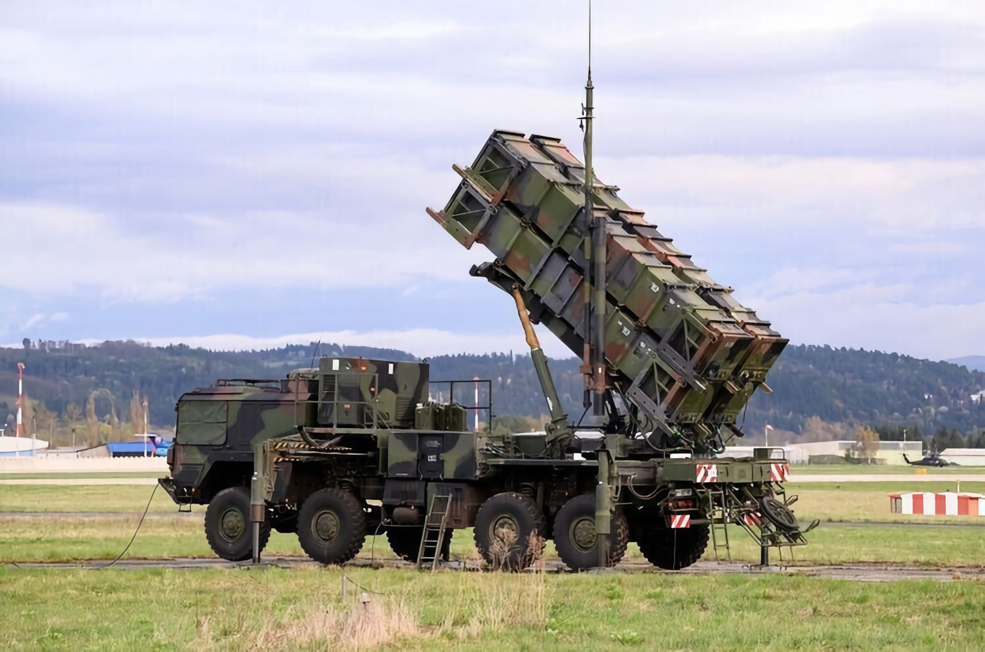 Les États-Unis ont commencé à préparer le transfert du système de missiles sol-air Patriot à l'Ukraine. Les États-Unis ont commencé à préparer le transfert du système de missiles sol-air Patriot à l'Ukraine.