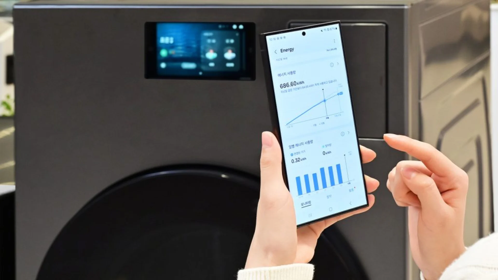 Confort et sécurité : essayez la Tapo DL100 avec connectivité Samsung SmartThings La serrure intelligente Tapo DL100 de TP-Link avec intégration de Samsung SmartThings