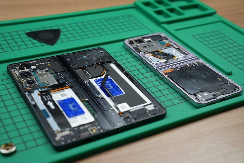 Samsung a permis aux utilisateurs européens de réparer eux-mêmes leurs smartphones, tablettes et ordinateurs portables. Samsung a permis aux utilisateurs européens de réparer eux-mêmes leurs smartphones, tablettes et ordinateurs portables.