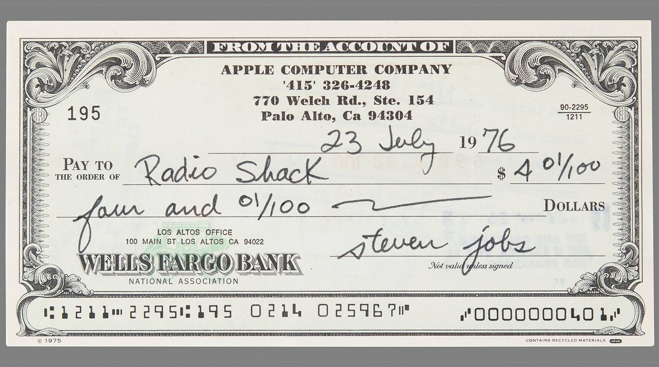 Le chèque de 4 dollars de Steve Jobs vendu aux enchères pour 46 000 dollars Le chèque de 4 dollars de Steve Jobs vendu aux enchères pour 46 000 dollars