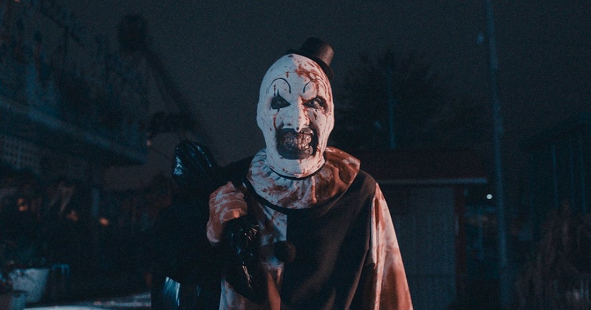 Le réalisateur a enfin donné de nouveaux détails sur Terrifier 3, y compris une date de début de tournage. Le réalisateur a enfin donné de nouveaux détails sur Terrifier 3, y compris une date de début de tournage.