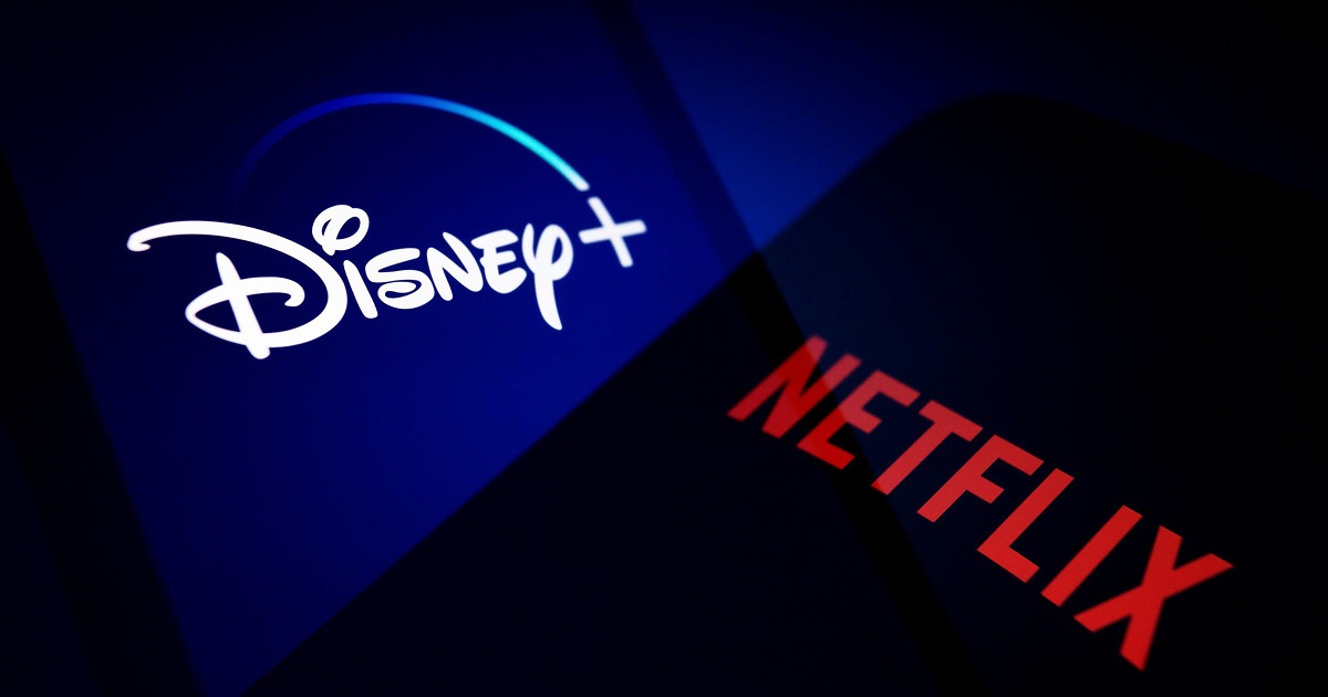 Disney+/Hulu et Netflix ont conclu un accord historique en vertu duquel Netflix obtiendra les droits de diffusion en continu d'une douzaine de séries télévisées appartenant à Disney. Disney+/Hulu et Netflix ont conclu un accord historique en vertu duquel Netflix obtiendra les droits de diffusion en continu d'une douzaine de séries télévisées appartenant à Disney.