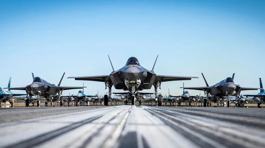 Lockheed Martin a déclaré avoir réussi à produire plus de 1 000 F-35 depuis le début de son activité. Lockheed Martin a déclaré avoir réussi à produire plus de 1 000 F-35 depuis le début de son activité.