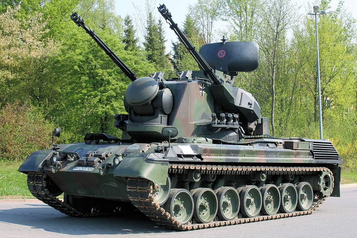 Gepard : Bouclier de défense aérienne autopropulsé Combat Zenith : Comment le système Gepard protège le ciel