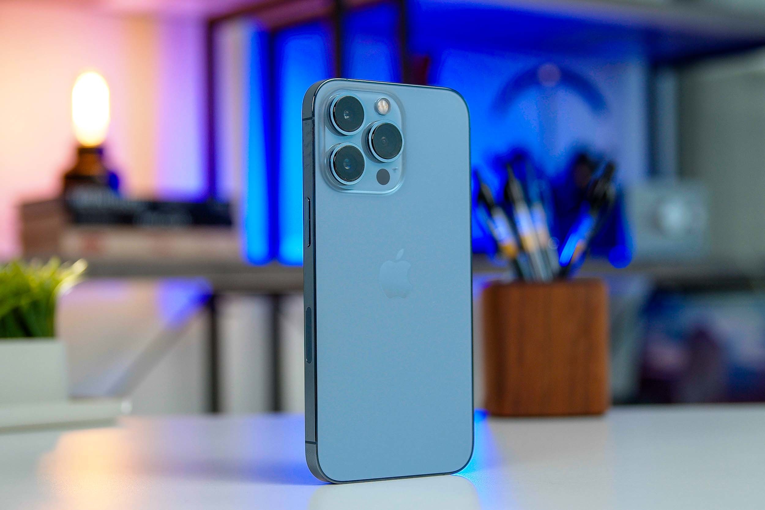 iPhone 13 Pro sous iOS 15 piraté en 1 seconde iPhone 13 Pro sous iOS 15 piraté en 1 seconde