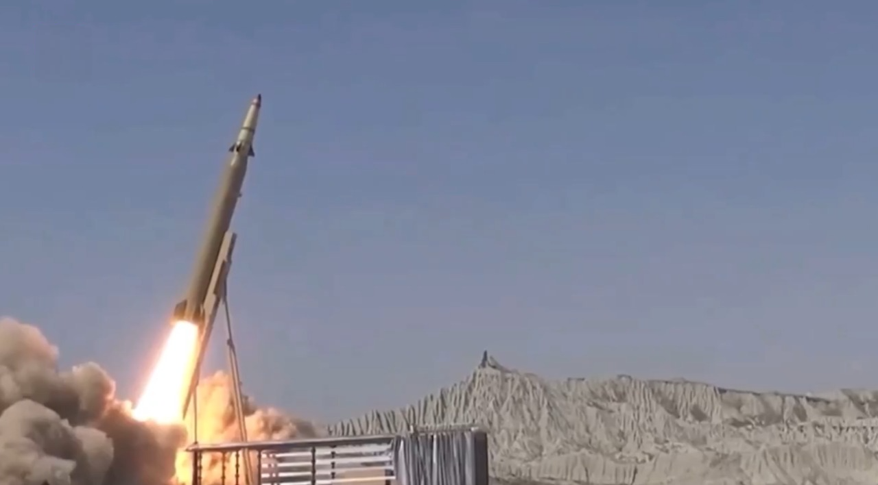 Évolution spatiale : l'Iran lance une nouvelle fusée en orbite L'Iran lance avec succès une fusée : ce que cela signifie pour l'avenir technologique