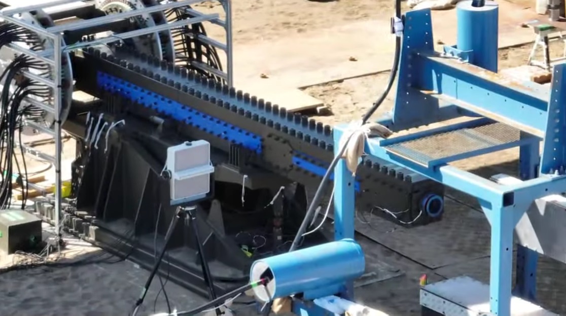 Le Japon a testé un canon à rail capable d'accélérer des projectiles à des vitesses hypersoniques. Le Japon a testé un canon à rail capable d'accélérer des projectiles à des vitesses hypersoniques.