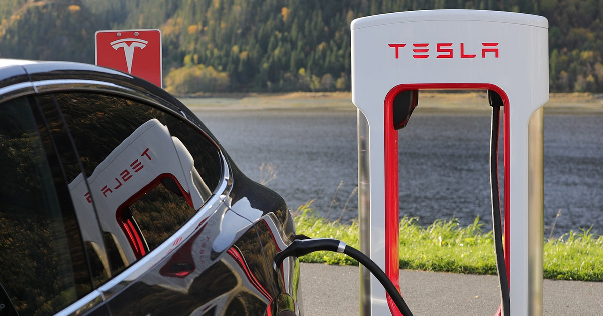 Superchargeur Tesla : percer les secrets de la recharge rapide des véhicules électriques Tesla sur les bornes de recharge : ce que les automobilistes doivent savoir