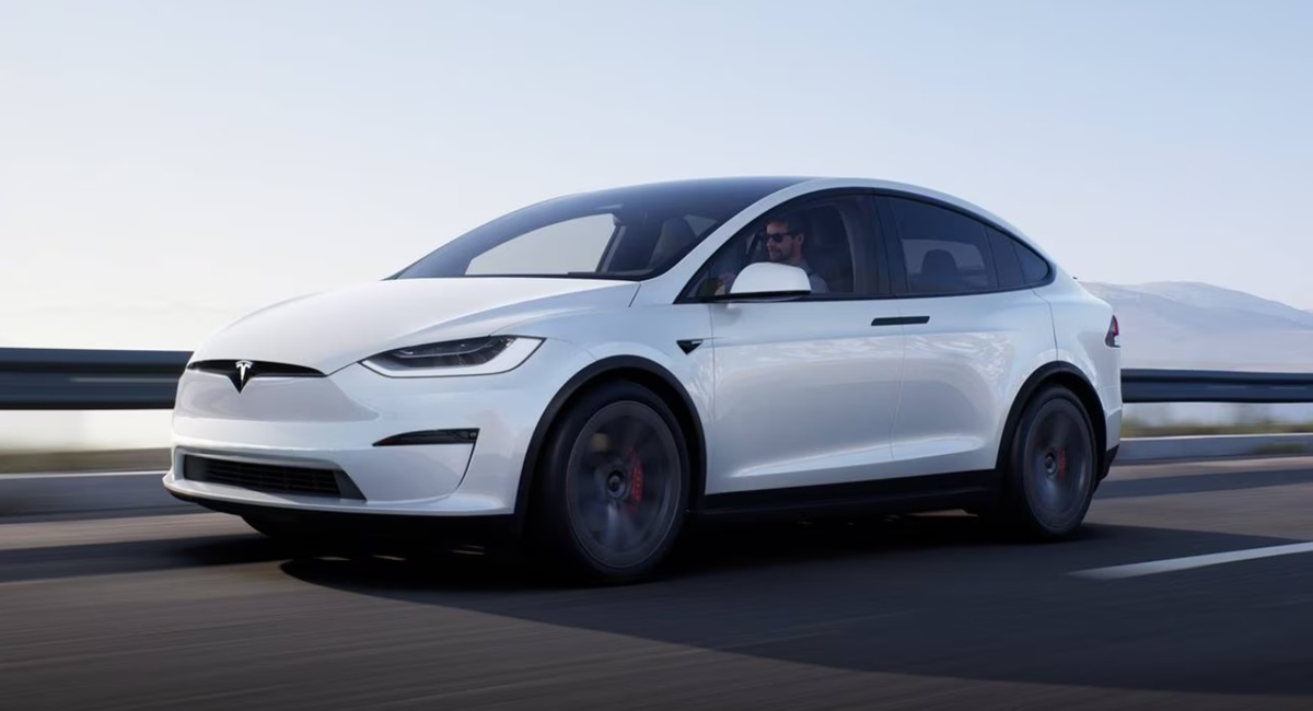 Tesla va rappeler près de 2 millions de voitures électriques pour mettre à jour son système de pilotage automatique Tesla va rappeler près de 2 millions de voitures électriques pour mettre à jour son système de pilotage automatique