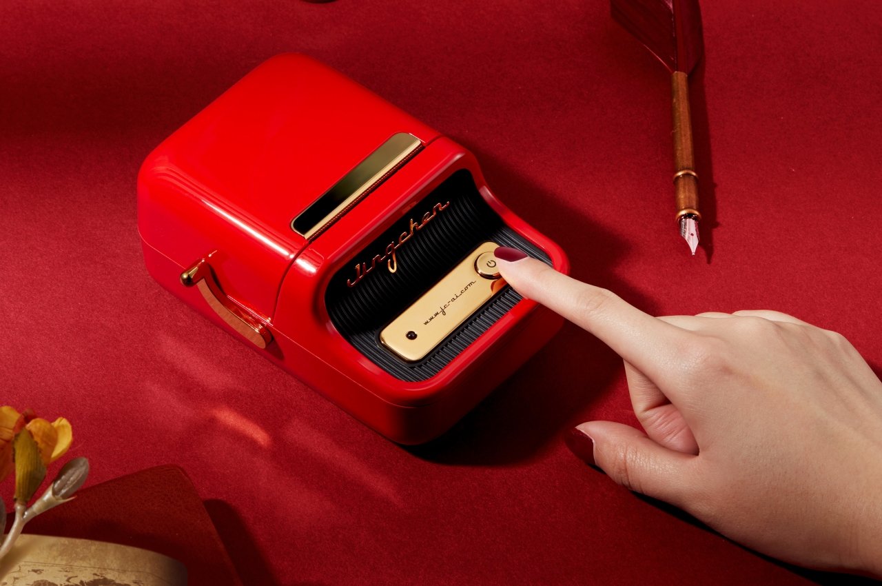 L'imprimante d'étiquettes Niimbot B21 dégage des vibrations vintage élégantes-9