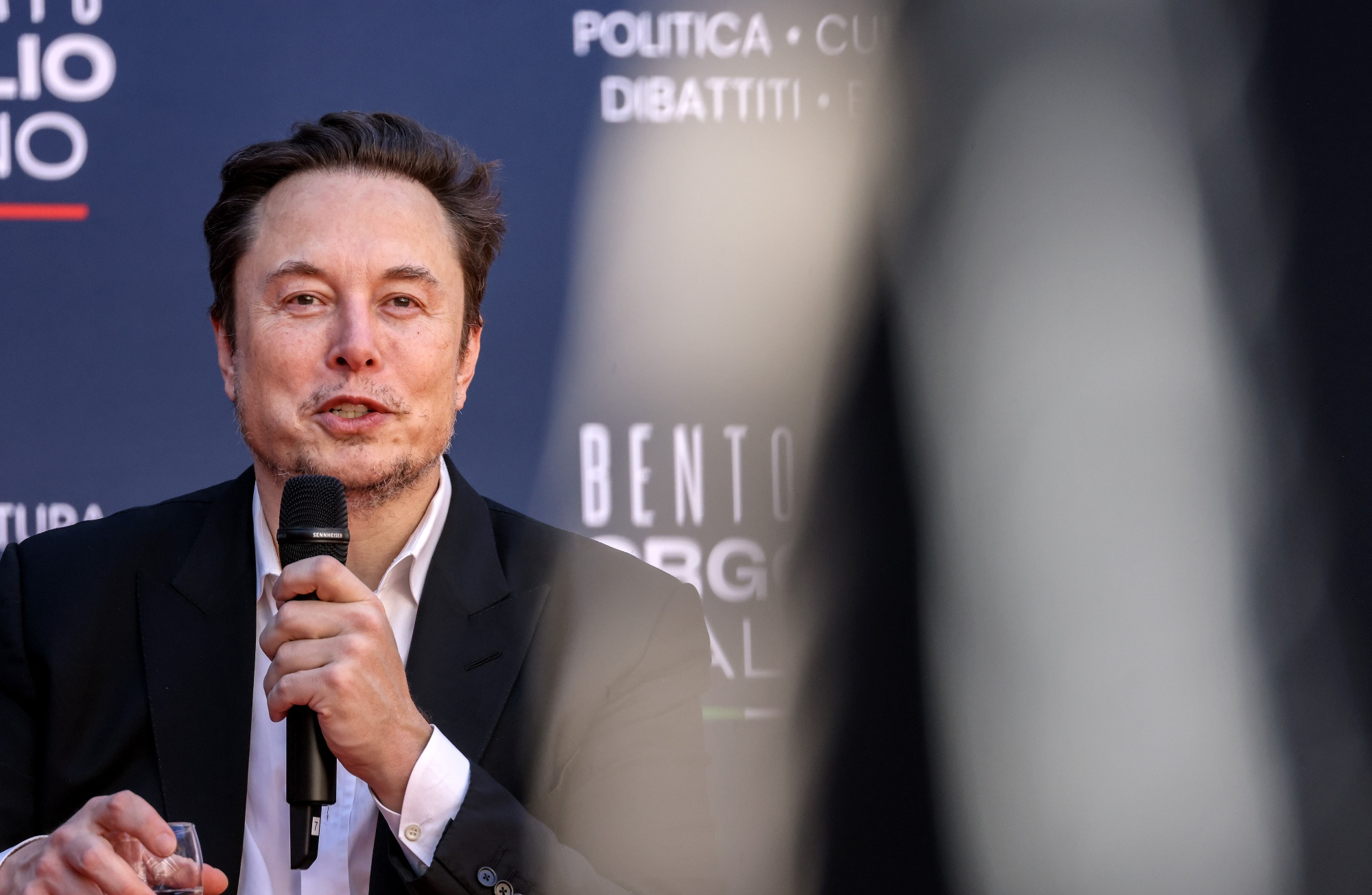 L'entreprise xAI d'Elon Musk cherche à obtenir jusqu'à 4 milliards de dollars pour concurrencer OpenAI L'entreprise xAI d'Elon Musk cherche à obtenir jusqu'à 4 milliards de dollars pour concurrencer OpenAI