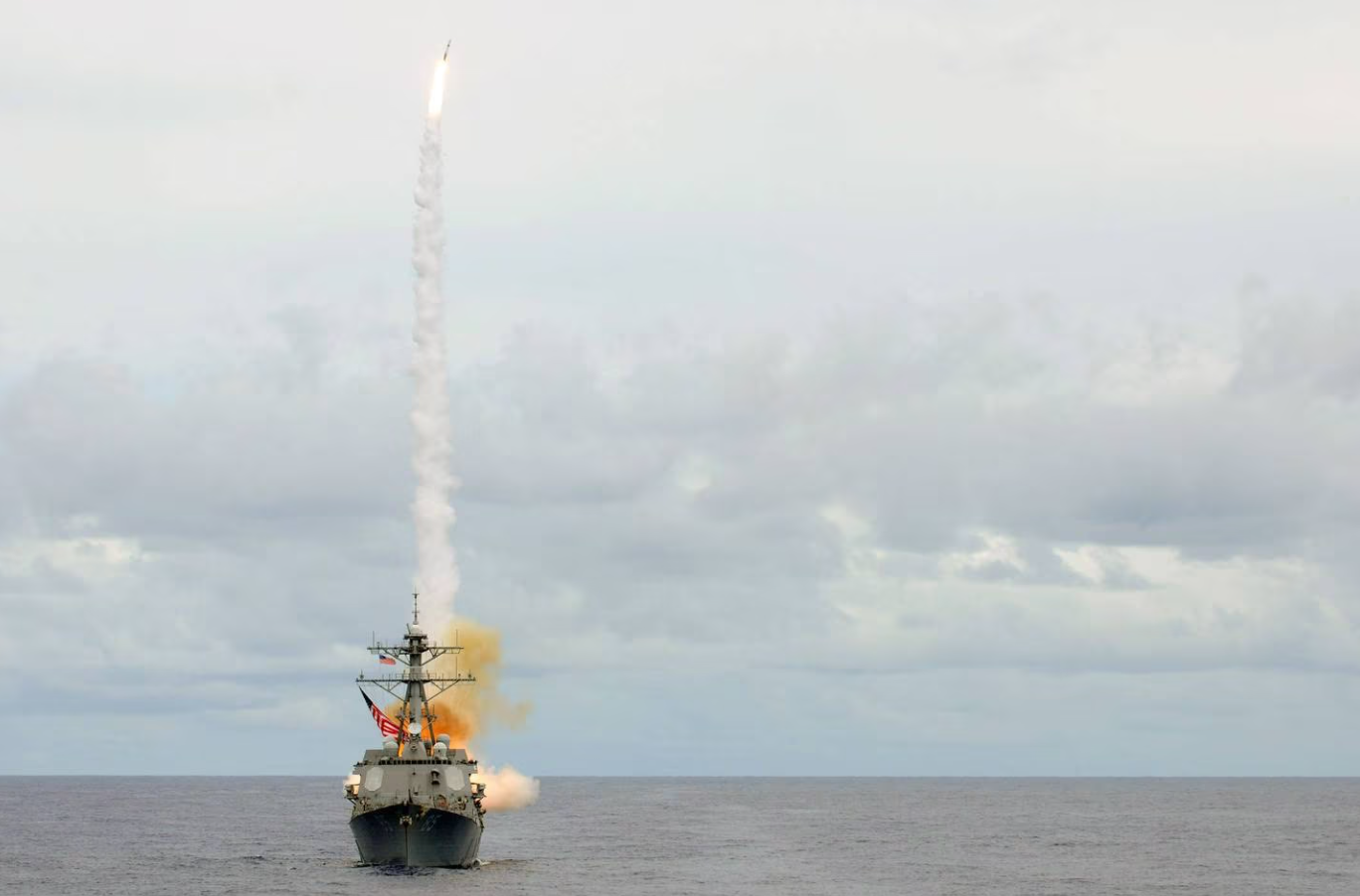 Lockheed Martin s'est vu attribuer jusqu'à 1,1 milliard de dollars pour développer un système de combat intégré destiné à combiner les navires de guerre de la marine et des garde-côtes américains.-3 Lockheed Martin s'est vu attribuer jusqu'à 1,1 milliard de dollars pour développer un système de combat intégré destiné à combiner les navires de guerre de la marine et des garde-côtes américains.-3