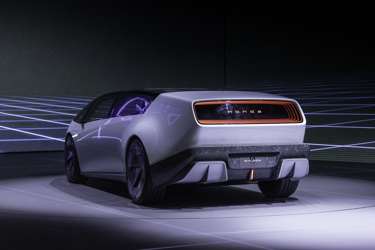 Prototype Honda 0 Saloon. Prototype Honda 0 Saloon.