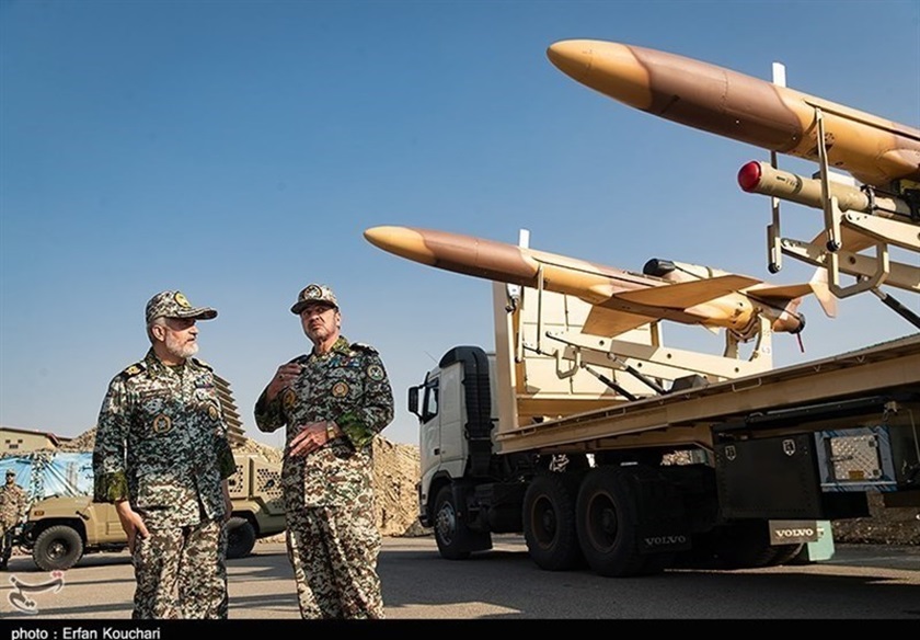 L'Iran a mis au point un intercepteur sans pilote basé sur le drone Karrar et équipé d'un missile antiaérien AD-08 pour détruire les menaces aériennes. L'Iran a mis au point un intercepteur sans pilote basé sur le drone Karrar et équipé d'un missile antiaérien AD-08 pour détruire les menaces aériennes.
