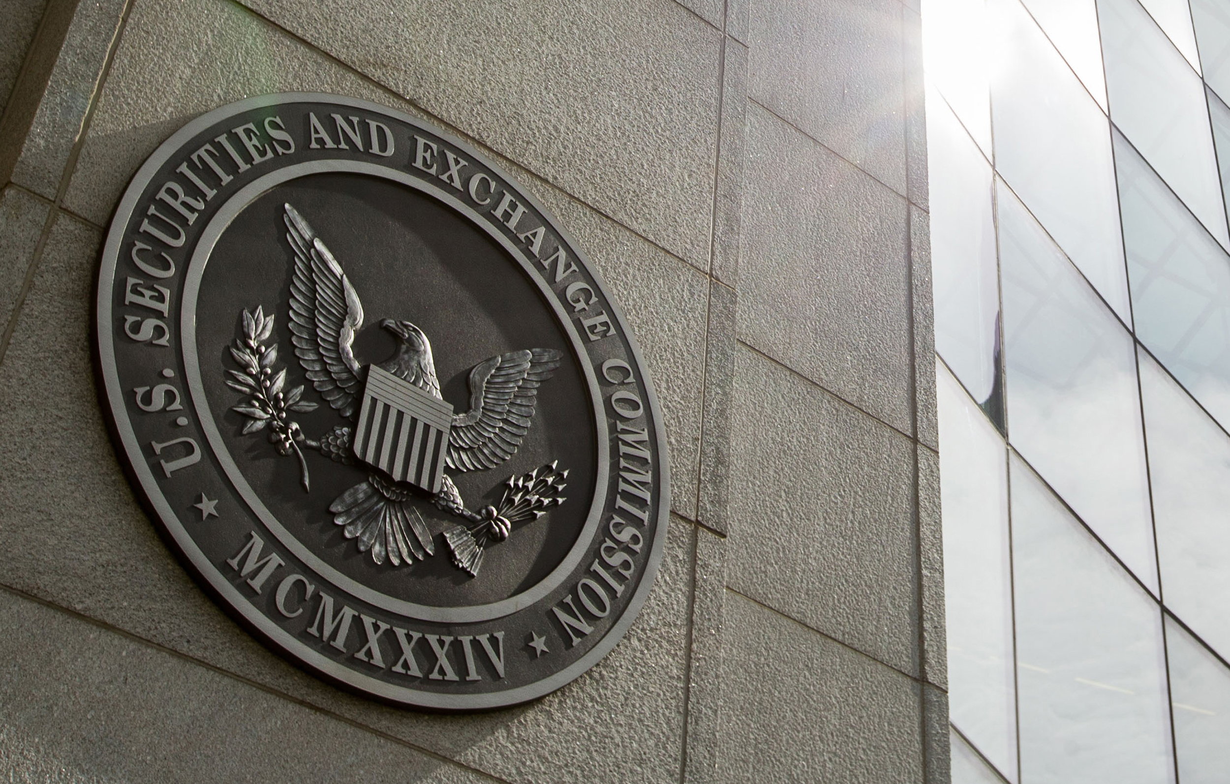 SEC : l'intelligence artificielle conduira à une crise financière "inévitable" en l'absence de réglementation SEC : l'intelligence artificielle conduira à une crise financière "inévitable" en l'absence de réglementation