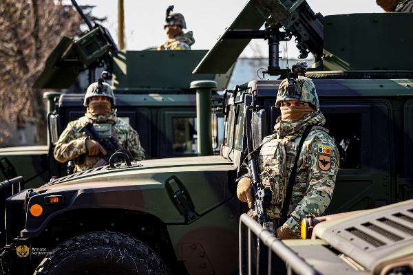 Véhicules tout-terrain HMMWV pour la Moldavie Véhicules tout-terrain HMMWV pour la Moldavie
