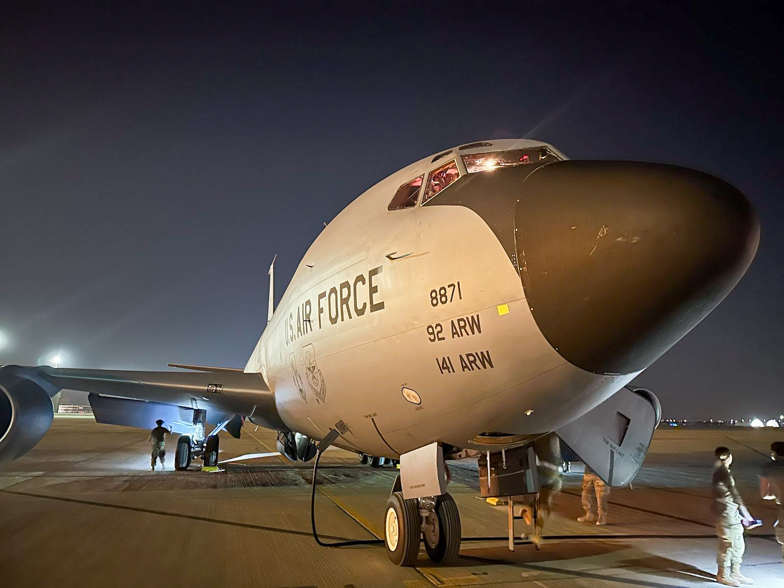 Les États-Unis ont envoyé des ravitailleurs aériens KC-135 Stratotanker à l'Arabie saoudite pour remplacer le KC-10 Extender, qui a été retiré du service après plus de 30 ans de service.-2