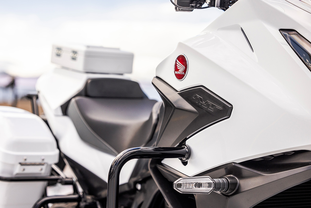 Honda NT1100 Moto de police 13 Honda NT1100 Moto de police 13