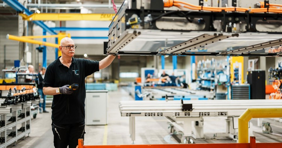 Reconditionnement de batterie dans l'installation Mercedes-Benz
