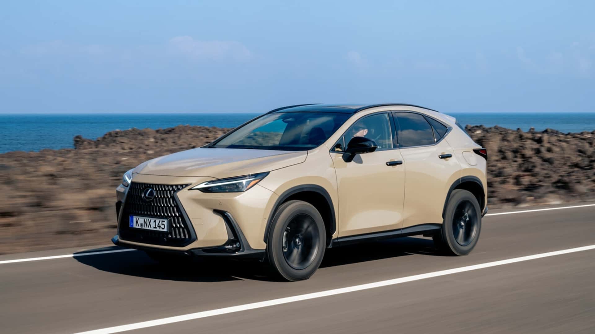 Lexus NX Overtrail face avant Lexus NX Overtrail face avant