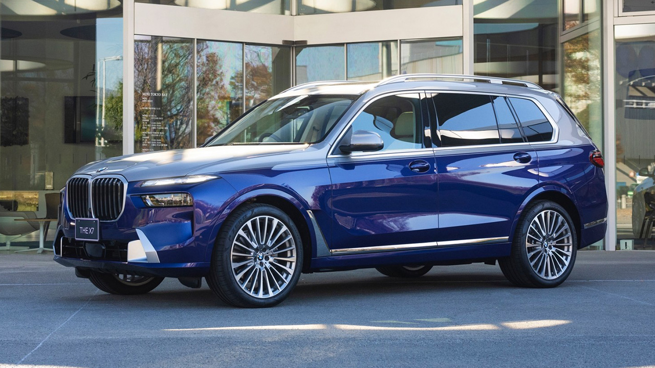 Vue de la BMW X7 avec les phares Crystal Light Vue de la BMW X7 avec les phares Crystal Light