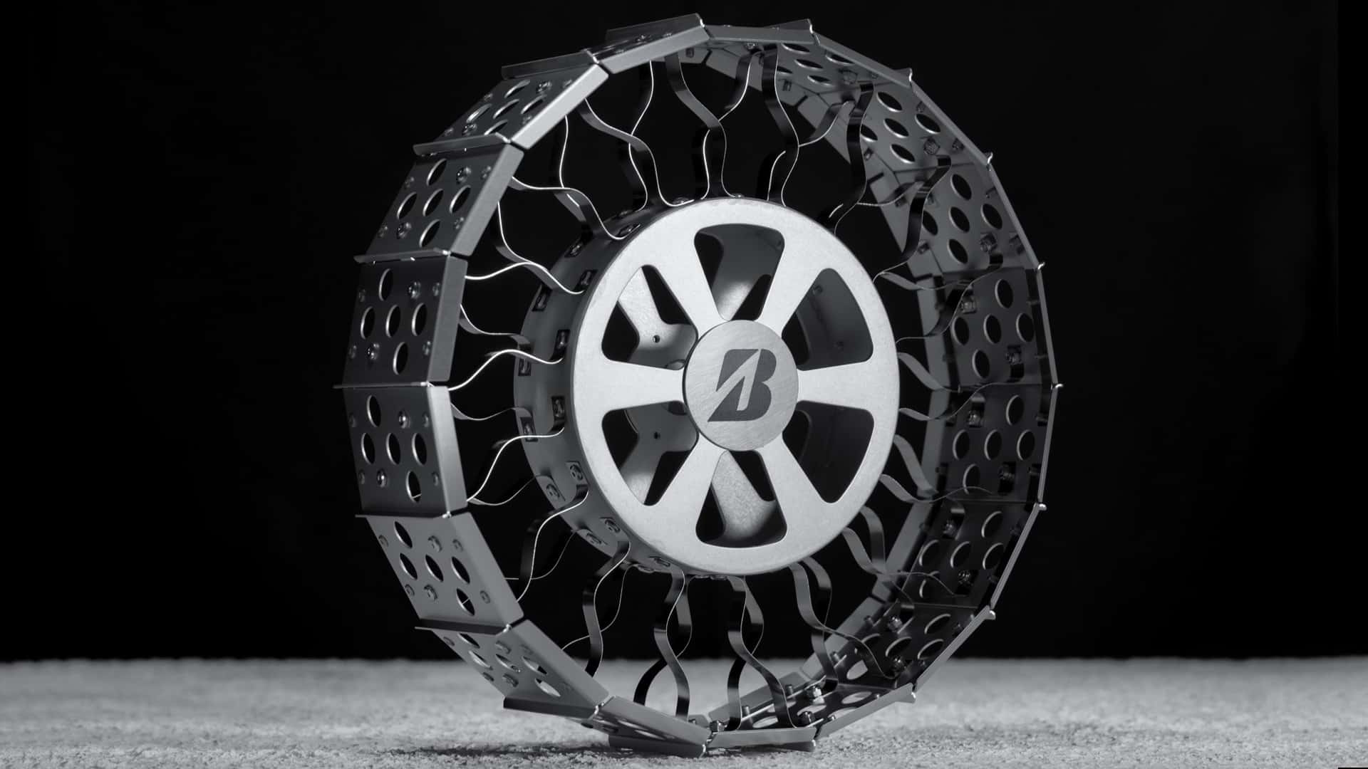 Roue spatiale Bridgestone pour les moonwalkers de taille moyenne Roue spatiale Bridgestone pour les moonwalkers de taille moyenne
