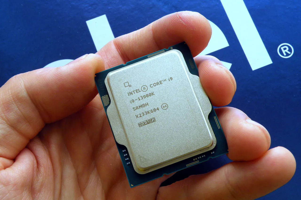 L'Intel Core i9-13900K a battu le record mondial d'overclocking parmi les processeurs grand public, qui durait depuis plus de huit ans L'Intel Core i9-13900K a battu le record mondial d'overclocking parmi les processeurs grand public, qui durait depuis plus de huit ans