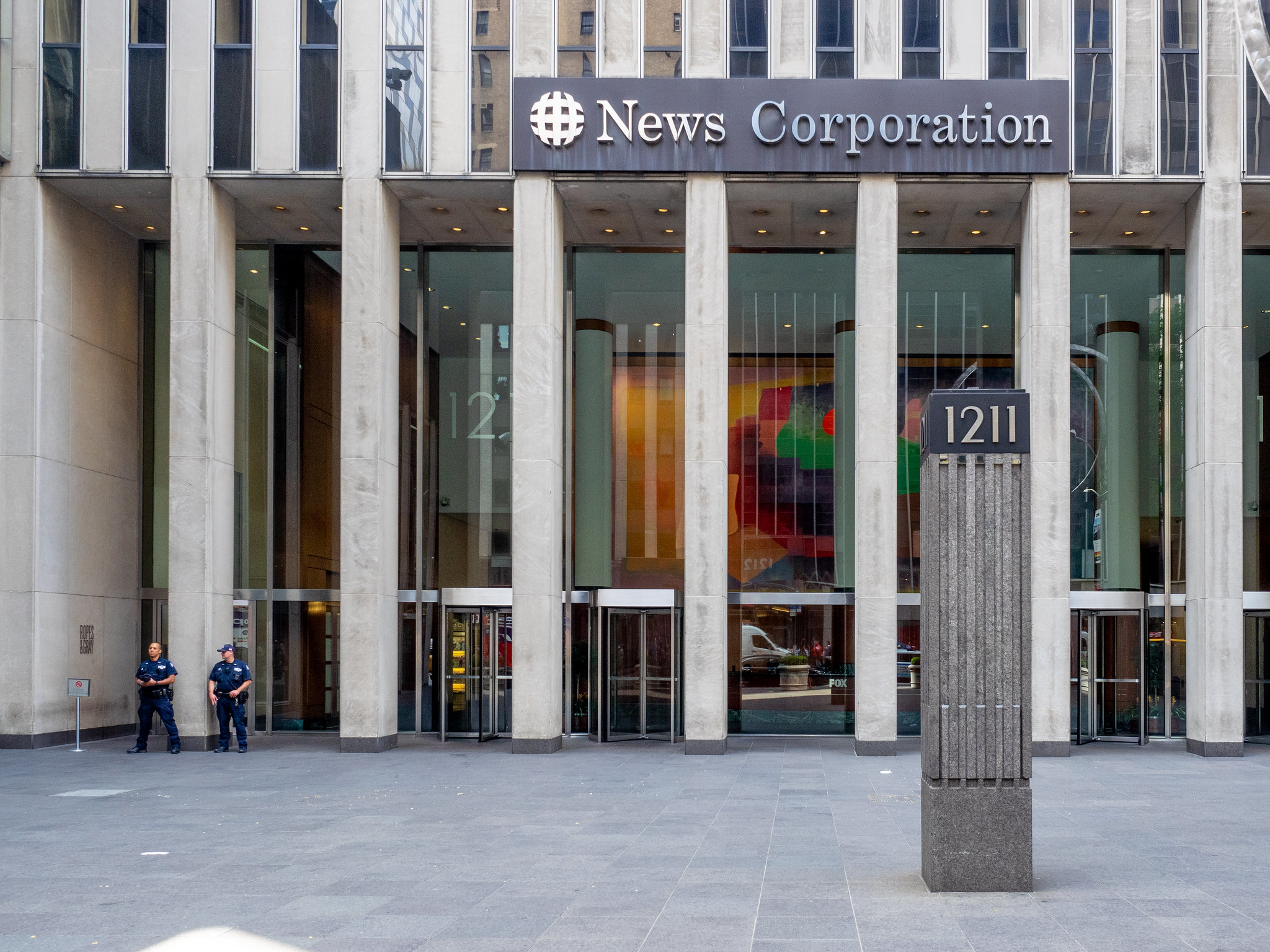 News Corp est en pourparlers pour que l'IA ait accès à son contenu News Corp est en pourparlers pour que l'IA ait accès à son contenu