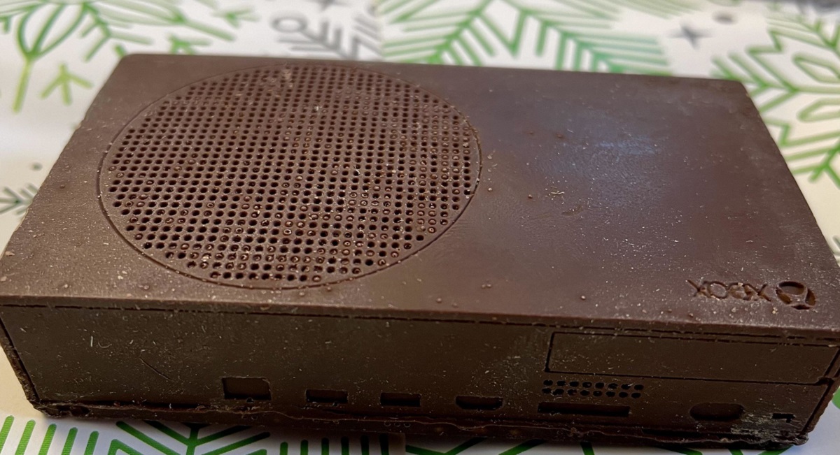 Une Xbox Série S en chocolat : c'est le cadeau de Noël que Microsoft a offert aux journalistes des principales publications Une Xbox Série S en chocolat : c'est le cadeau de Noël que Microsoft a offert aux journalistes des principales publications