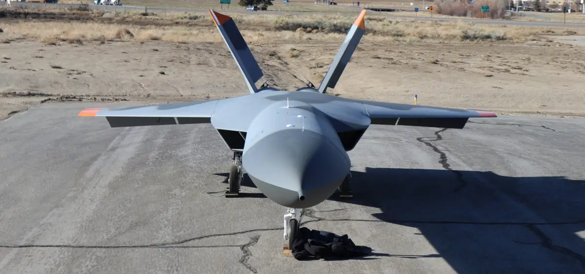Les États-Unis vont construire un drone 5GAT qui imitera le chasseur russe de cinquième génération Su-57 et le J-20 chinois.-2 Les États-Unis vont construire un drone 5GAT qui imitera le chasseur russe de cinquième génération Su-57 et le J-20 chinois.-2