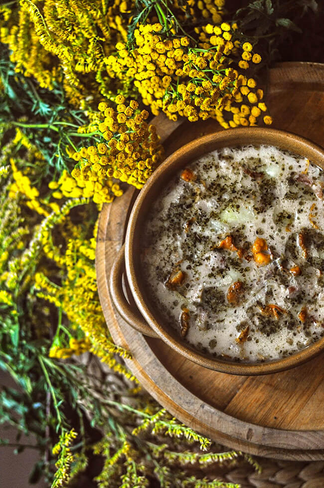 Stew from The Witcher : les précommandes sont ouvertes pour le livre de cuisine coloré basé sur l'univers de The Witcher. Vous pourrez cuisiner 80 plats uniques à partir d'une variété d'aliments-4 Stew from The Witcher : les précommandes sont ouvertes pour le livre de cuisine coloré basé sur l'univers de The Witcher. Vous pourrez cuisiner 80 plats uniques à partir d'une variété d'aliments-4