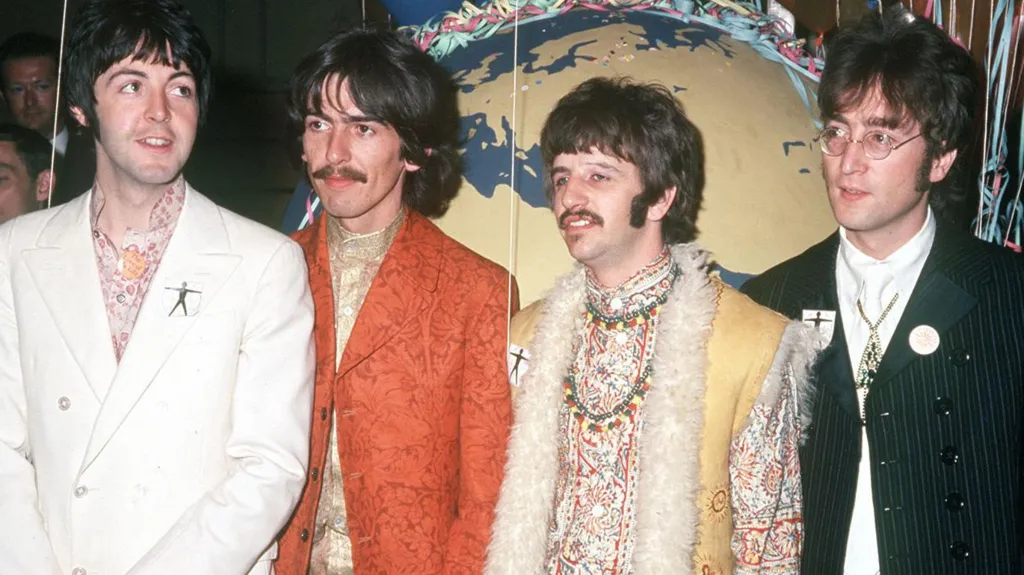 Les Beatles en studio d'enregistrement en 1967