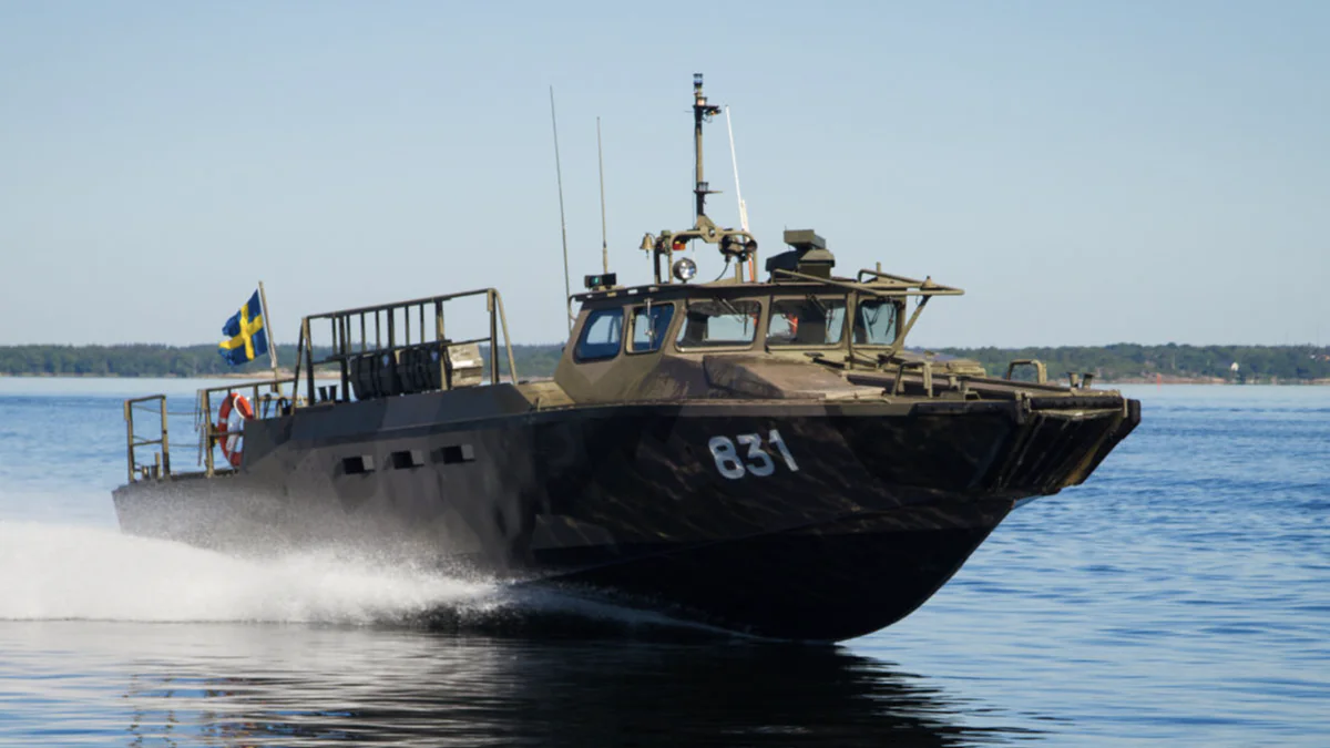 Bateau Stridsbåt 90 (CB90) Le bateau Stridsbåt 90 (CB90). Illustration : Marine suédoise