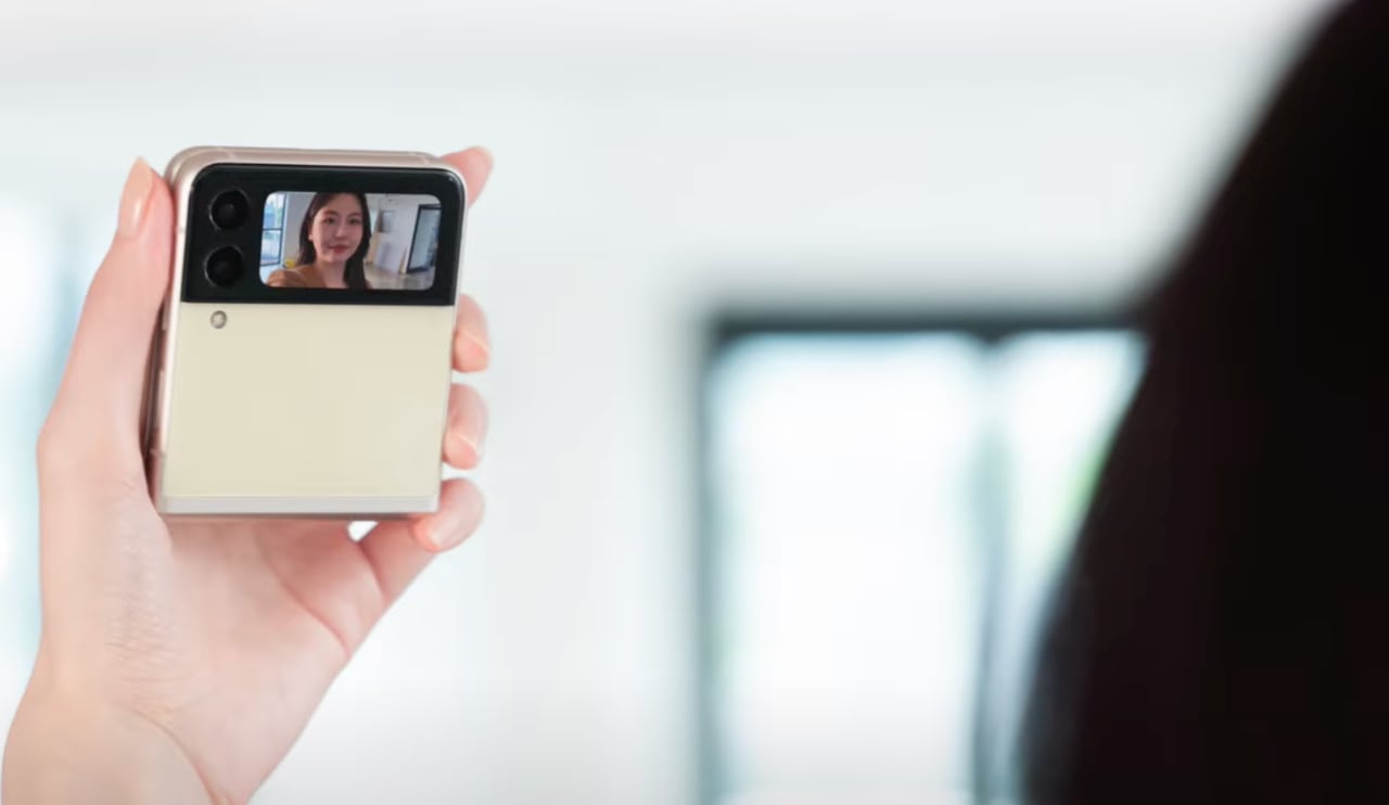 Une touche d'avenir : 10 choses qui rendent le Samsung Z Flip 3 différent du Z Flip-11 Une touche d'avenir : 10 choses qui rendent le Samsung Z Flip 3 différent du Z Flip-11