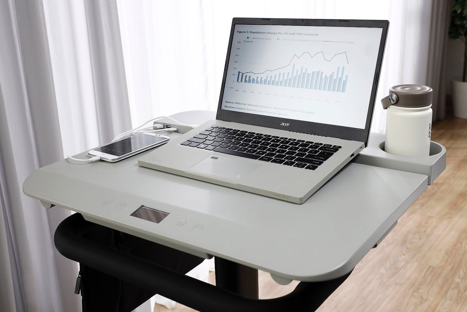 Acer présente le bureau de vélo eKinekt BD 3. Il convertit l'énergie du pédalage du cycliste pour charger l'ordinateur portable.-2 Acer présente le bureau de vélo eKinekt BD 3. Il convertit l'énergie du pédalage du cycliste pour charger l'ordinateur portable.-2