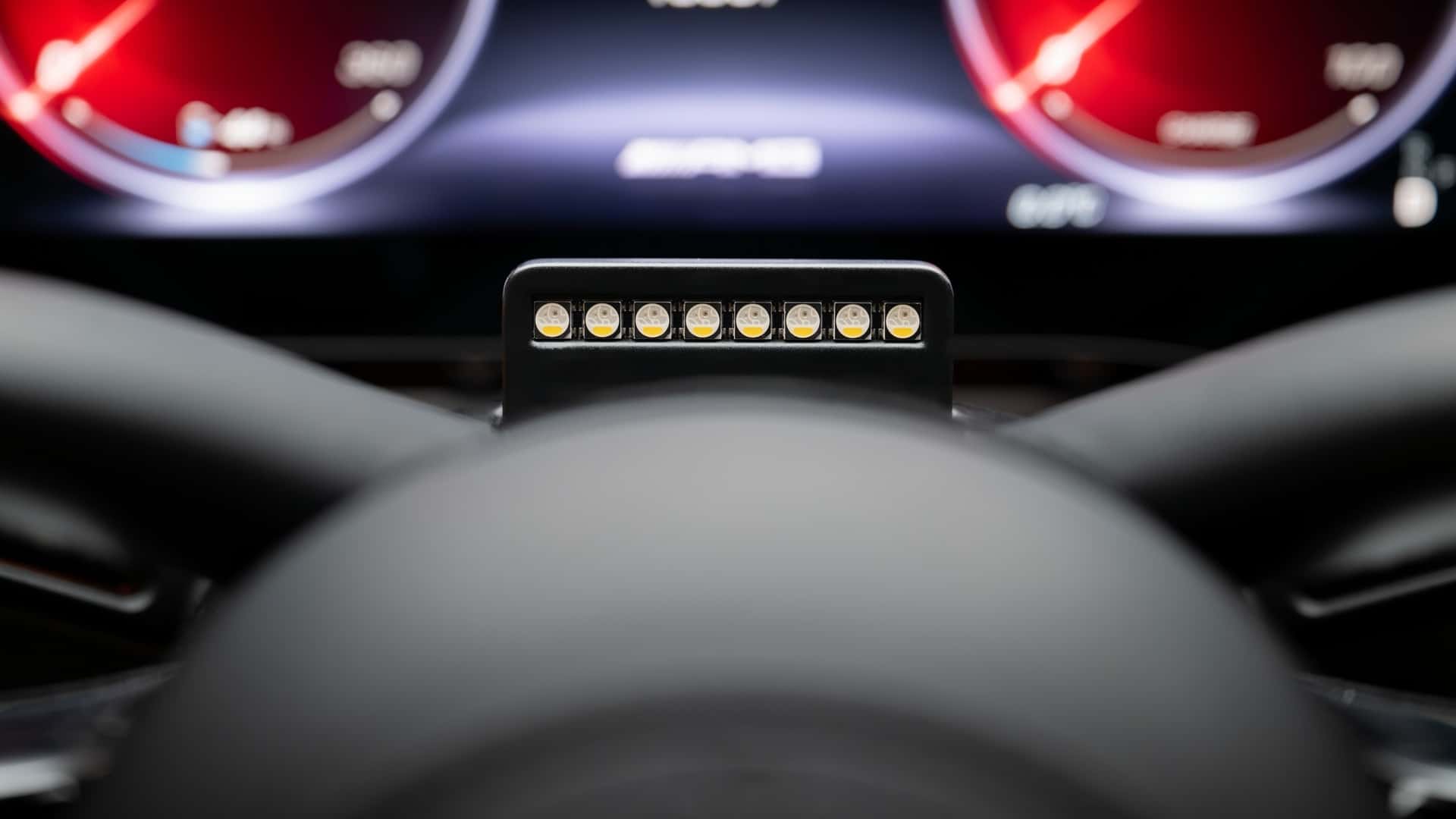 Tableau de bord du concept Mercedes-AMG GT XX. Tableau de bord du concept Mercedes-AMG GT XX.