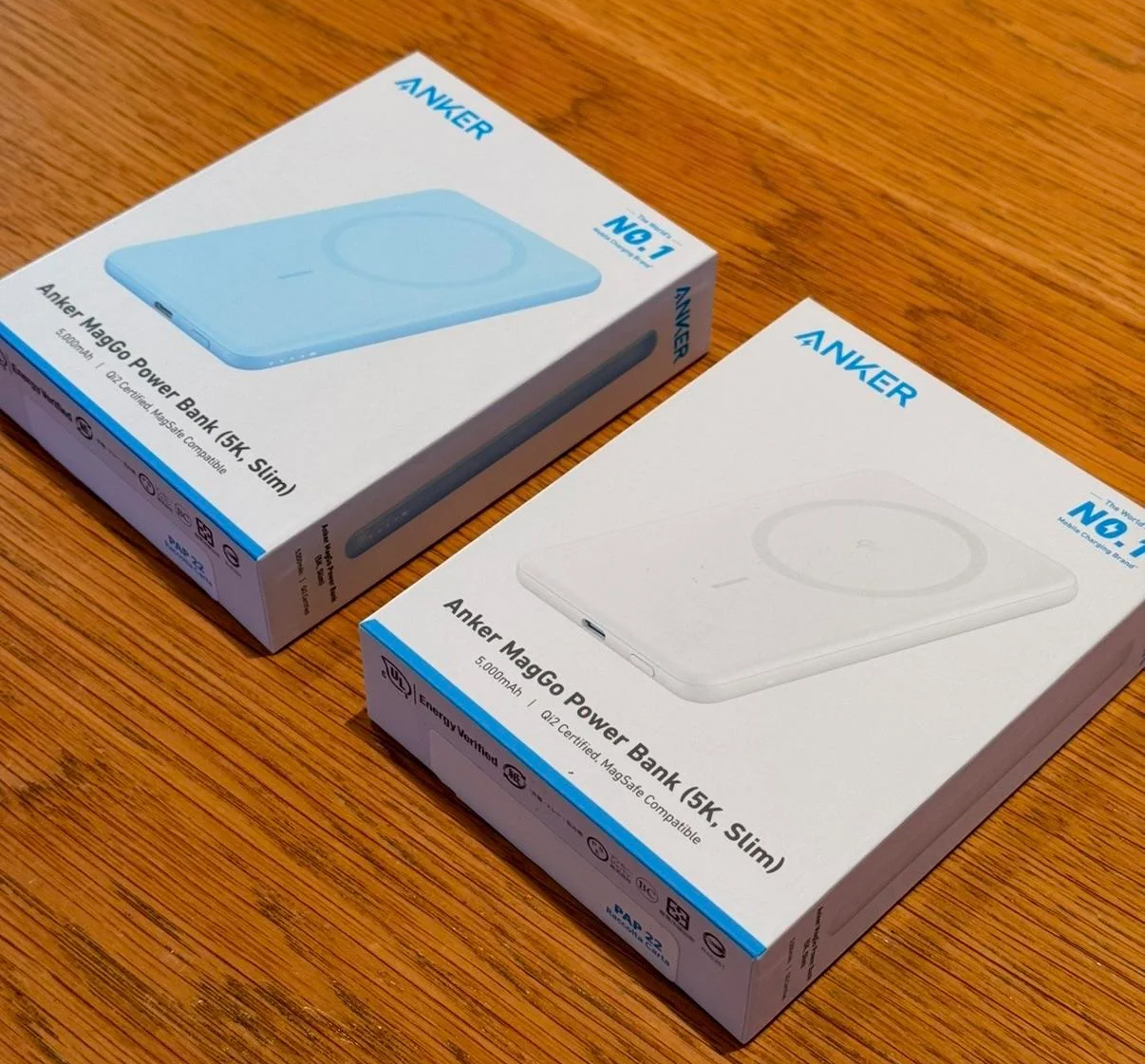 Couleurs de la banque d'alimentation Anker MagGo Qi2 Slim 5K Couleurs de la banque d'alimentation Anker MagGo Qi2 Slim 5K