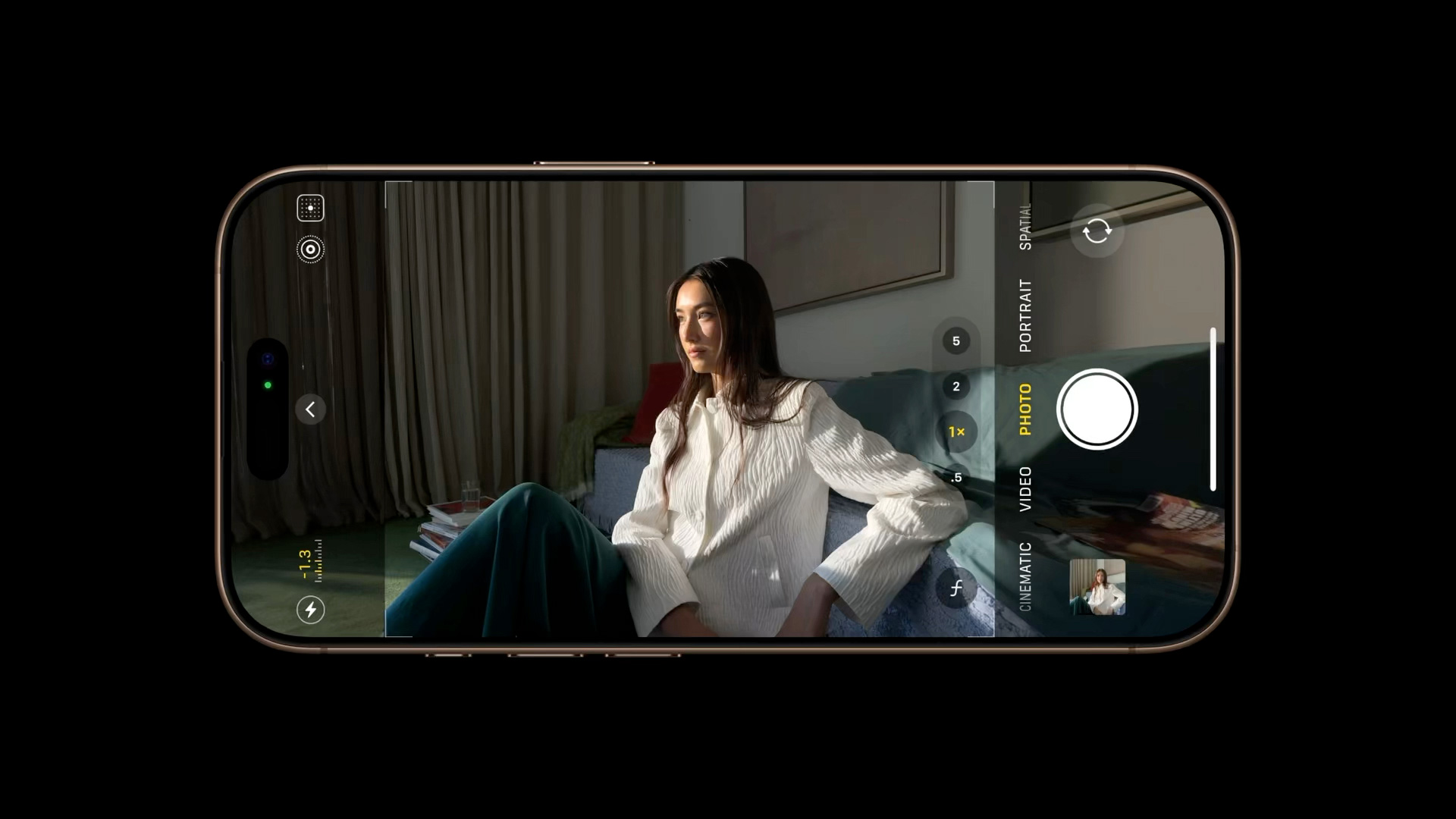 Apple iPhone 16 Pro Camera Control Apple iPhone 16 Pro Camera Control
